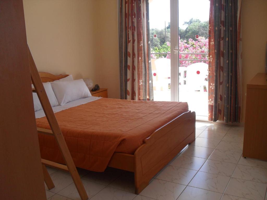 Pegasus Hotel 3*